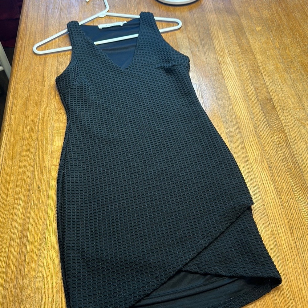 ASTR The Label Size Small